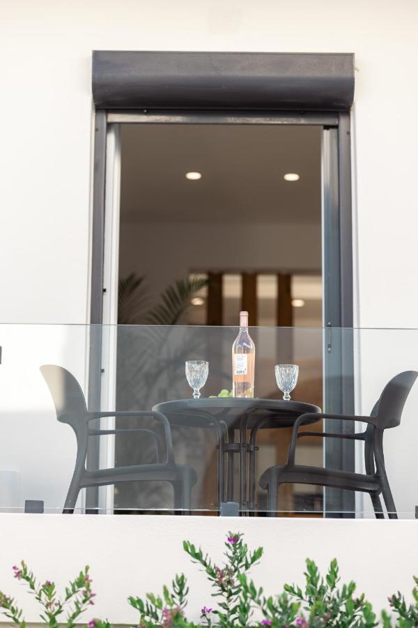 Olvos Suite Naxos City Ngoại thất bức ảnh